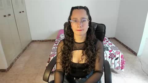 Emma Torres online show from February 22, 7:14 pm