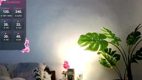 Emma online show from June 6, 7:07 pm