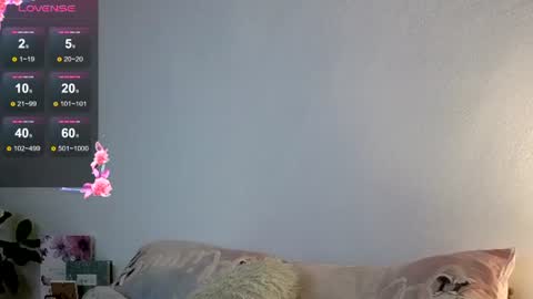 Emma online show from June 11, 12:32 am