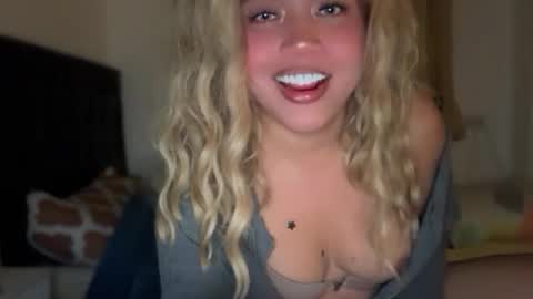 YourDreamGirl Emma  online show from February 18, 11:50 am