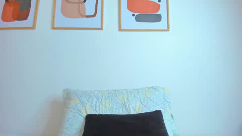 Snapshot of emmi_love_ chatting on January 23, 6:56 pm Emmi online show from January 23, 6:56 pm