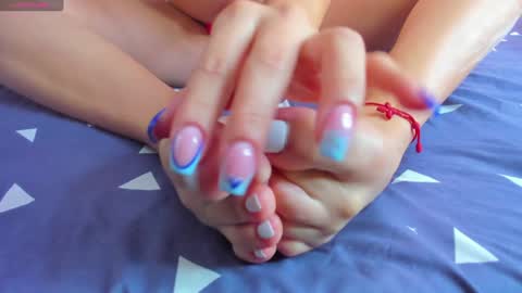 Snapshot of emmi_love_ chatting on February 3, 8:24 pm Emmi online show from February 3, 8:24 pm