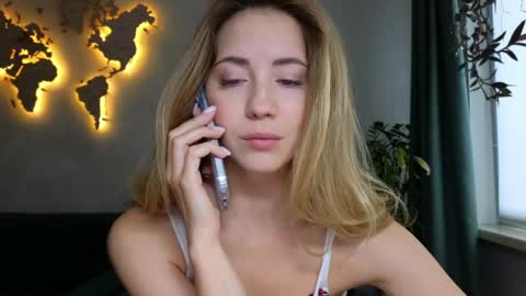 Miss Emmi online show from April 28, 9:36 am