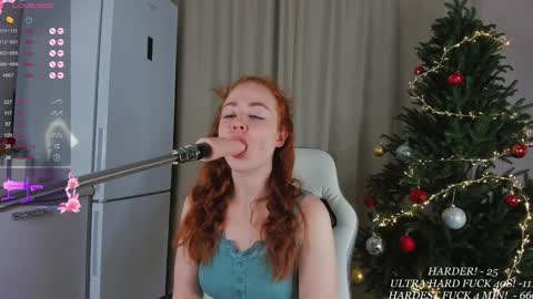 Snapshot of emmicanfly chatting on January 11, 3:13 am Emmi online show from January 11, 3:13 am