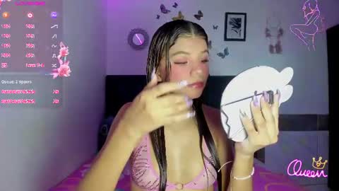 Snapshot of emmie_bunny chatting on June 11, 11:36 pm Emmie online show from June 11, 11:36 pm