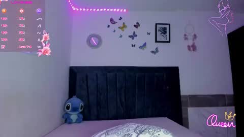 Snapshot of emmie_bunny chatting on June 14, 2:24 am Emmie online show from June 14, 2:24 am