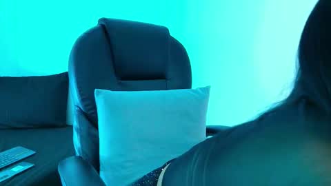 Emmie online show from October 28, 8:44 pm