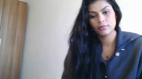 emmie online show from December 9, 10:43 am