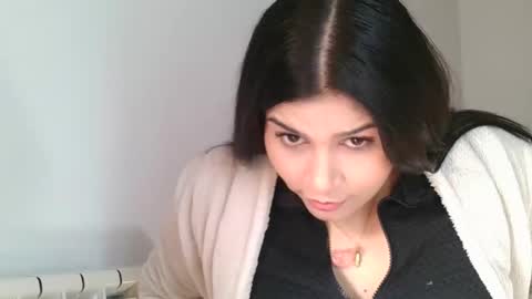 emmie online show from February 3, 10:25 am
