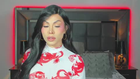 Snapshot of emmilysantibanez chatting on December 10, 1:55 pm Emmily Santibaez online show from December 10, 1:55 pm