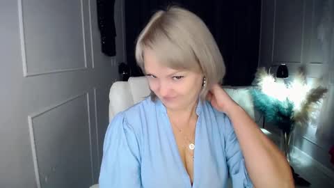 Snapshot of emmmam chatting on February 12, 11:16 am emmmam online show from February 12, 11:16 am