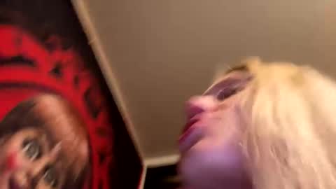 emmwarr1514 online show from February 18, 1:33 pm