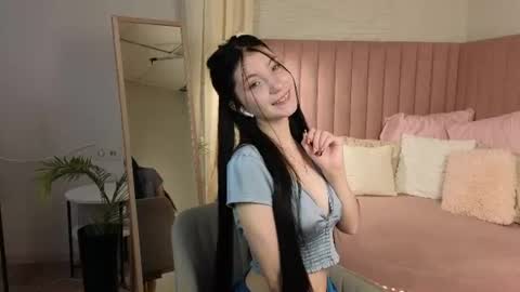 emmy_dreamy_ online show from July 11, 1:41 am