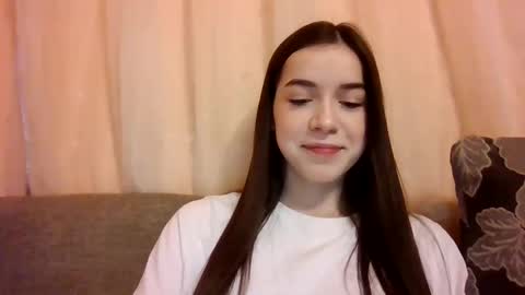 emmy_huff online show from December 2, 4:09 pm