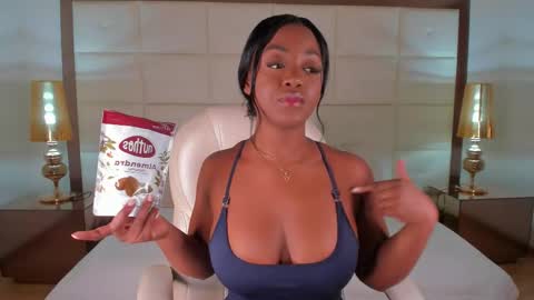 emmy_jacksson online show from October 23, 4:17 pm