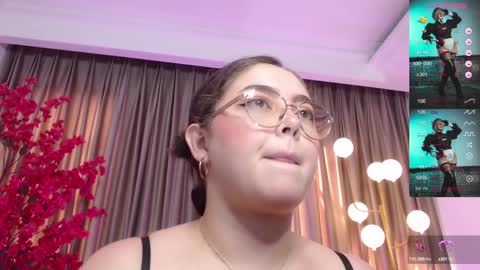 Emmy Walker online show from December 31, 2:14 pm