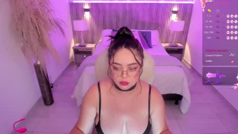 Emmy Walker online show from September 30, 11:04 am