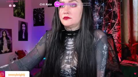 Emmy Bright     50  online show from April 30, 2:40 am