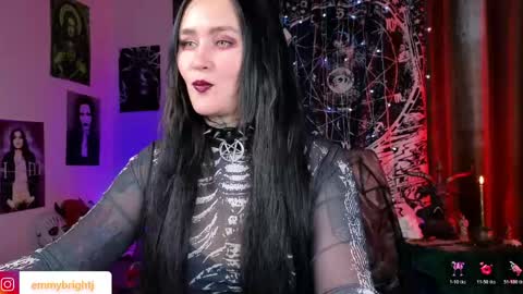 Emmy Bright     50  online show from May 13, 2:09 am