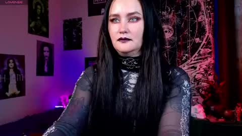 Emmy Bright     50  online show from May 19, 2:07 am
