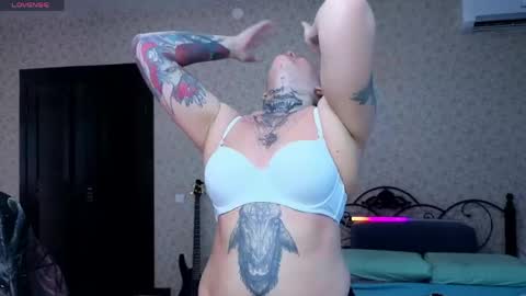 Emmy Bright     50  online show from June 5, 6:52 am