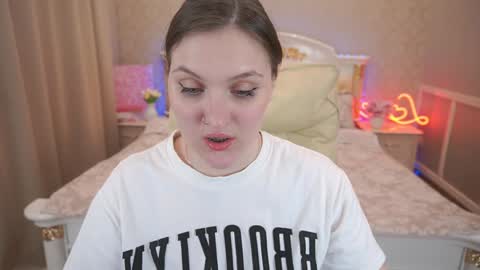 Snapshot of emmycharm chatting on December 2, 12:51 pm E M M Y online show from December 2, 12:51 pm