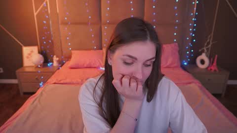 E M M Y online show from February 10, 7:12 am