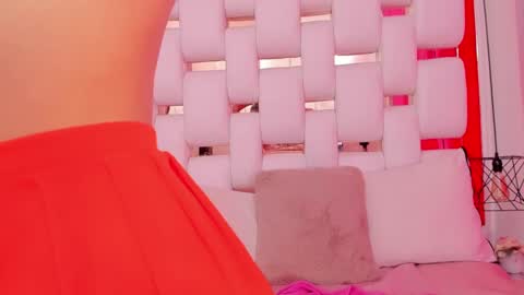 Snapshot of emmycruzz chatting on September 29, 7:08 pm emmy online show from September 29, 7:08 pm