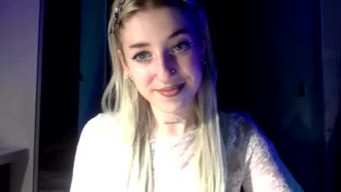 Emmy online show from March 25, 8:37 pm