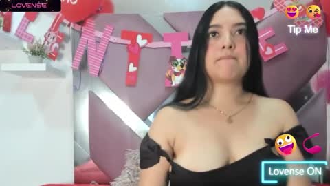 emmymiller1 online show from February 25, 8:19 pm