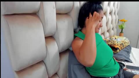 Snapshot of emperatriztapia chatting on January 15, 7:55 pm emperatriztapia online show from January 15, 7:55 pm