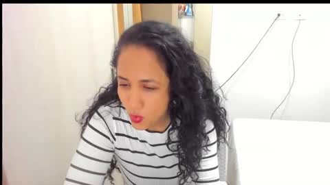 Snapshot of emperatriztapia chatting on November 11, 12:10 am emperatriztapia online show from November 11, 12:10 am