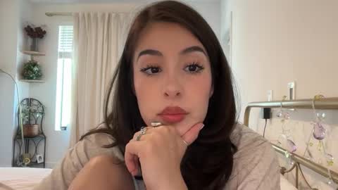 Snapshot of empressmonaa chatting on March 18, 8:23 pm empressmonaa online show from March 18, 8:23 pm