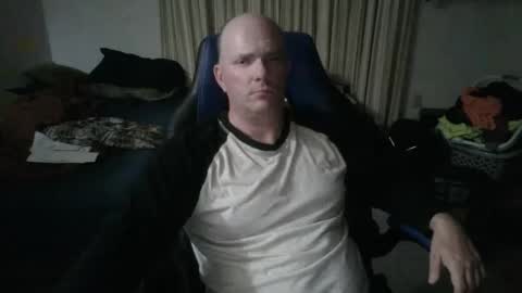 Matt online show from December 14, 4:07 am