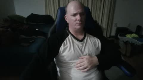 Snapshot of emsguy1 chatting on January 6, 4:16 am Matt online show from January 6, 4:16 am