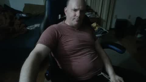 Snapshot of emsguy1 chatting on June 4, 6:30 am Matt online show from June 4, 6:30 am