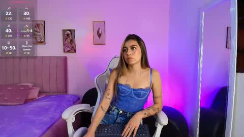 emy_blooming online show from February 5, 7:51 pm