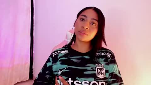 Snapshot of emy_bw chatting on December 7, 9:55 pm Emy New profile my other account was suspended follow me online show from December 7, 9:55 pm