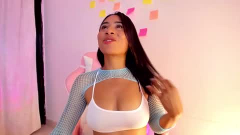 Snapshot of emy_bw chatting on February 2, 4:48 am Emy New profile my other account was suspended follow me online show from February 2, 4:48 am