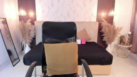 emy online show from May 23, 3:27 pm