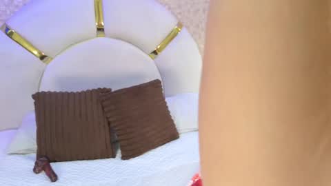 Emy  online show from November 5, 11:54 am