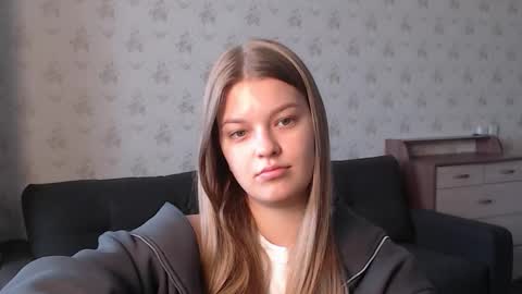 EmySway online show from October 10, 7:29 am