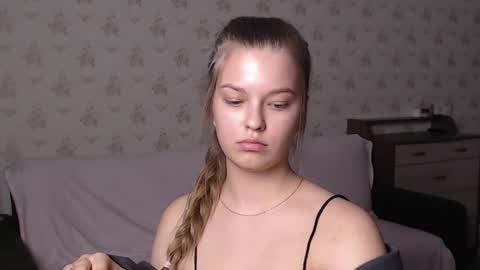 EmySway online show from November 22, 11:31 am