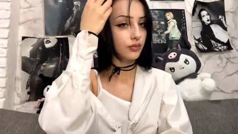 Amelia online show from October 23, 7:12 pm