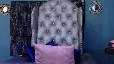 EnchantressQueen online show from May 25, 12:44 pm