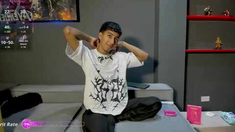 Snapshot of ender_h0tt chatting on March 24, 2:00 pm Ender online show from March 24, 2:00 pm