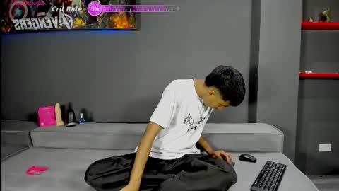 Ender online show from June 22, 1:19 pm