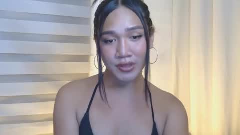 sahara love online show from April 14, 12:33 pm