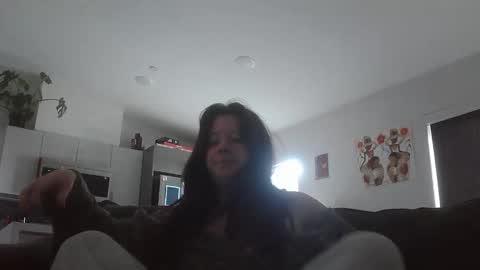 endlessly evie online show from January 29, 5:35 pm