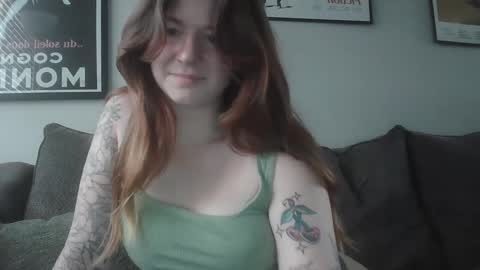 endlessly evie online show from September 19, 9:48 pm